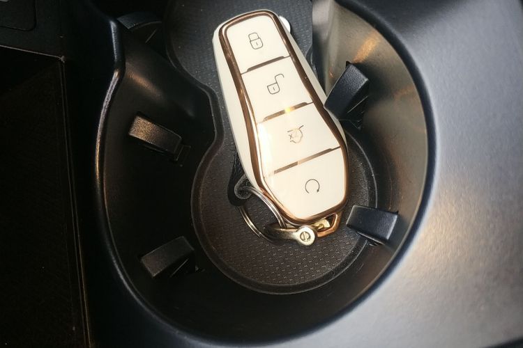 BYD Han 2023 imagen de coche #9