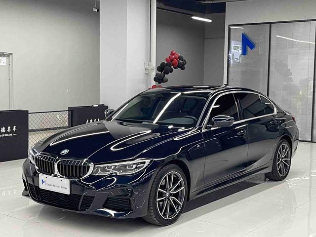 BMW 3 Series 2022 car image #24