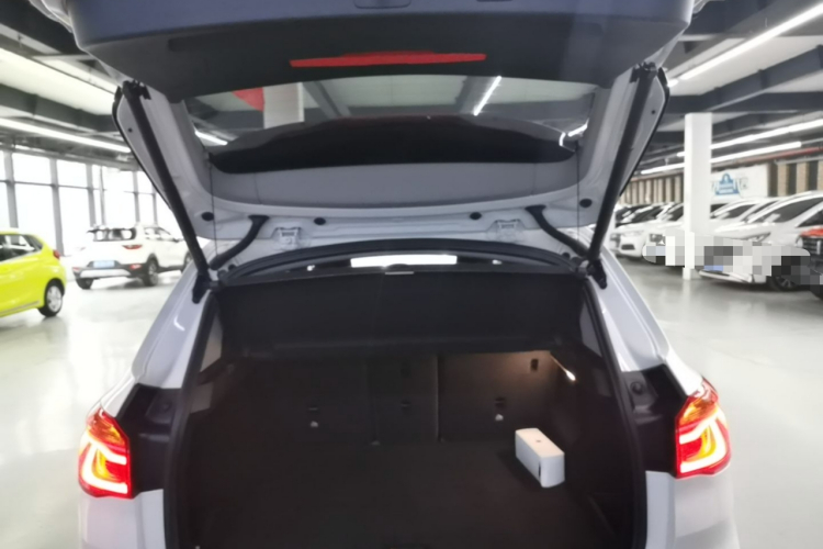BMW X1 2018 #19 BMW X1 2018 car image #19