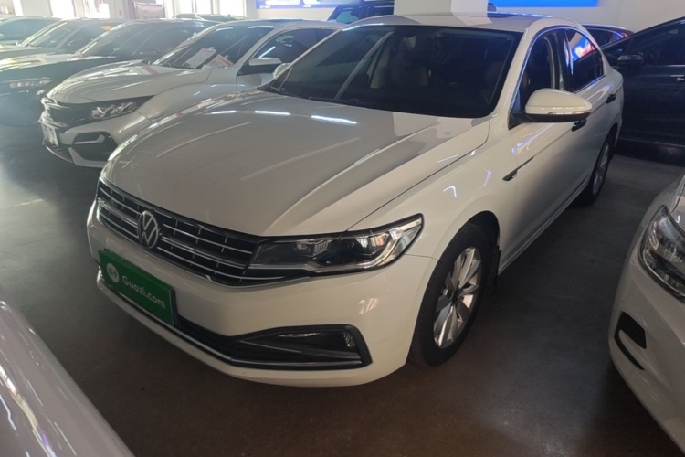 Volkswagen Bora 2021 car image #2