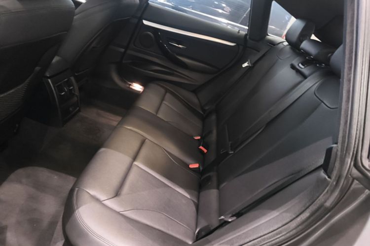 BMW 3 Series GT 2019 car image #13