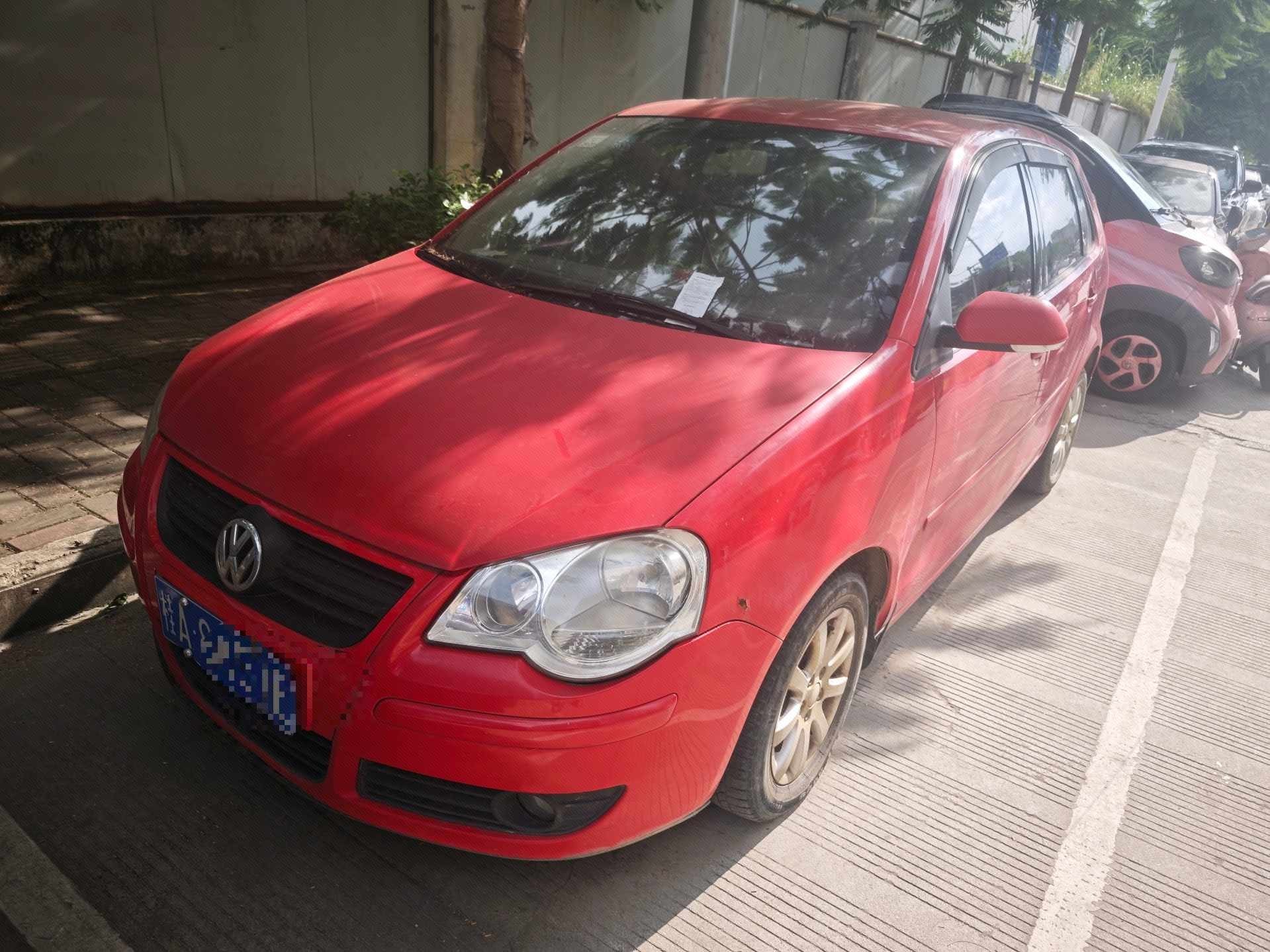 Volkswagen Polo 2010 car image 