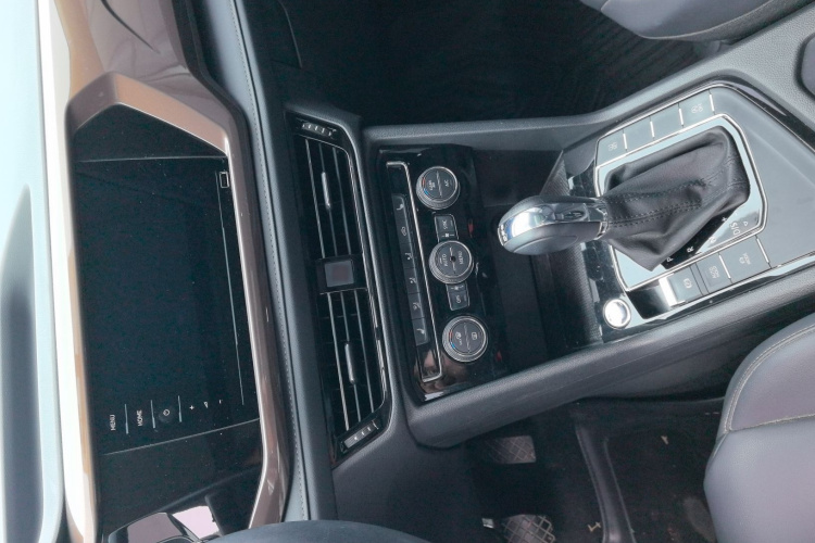 Volkswagen Tharu 2020 изображение автомобиля #11