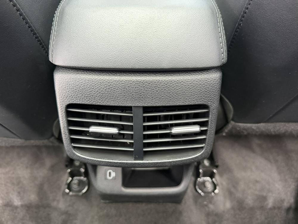 Kia Seltos 2023 car image #7