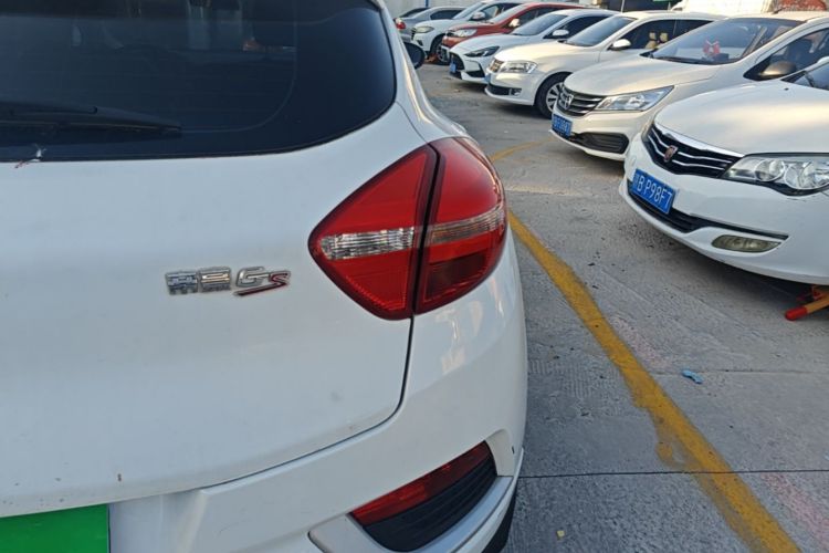 GEELY Emgrand GS 2016 #8 GEELY Emgrand GS 2016 car image #8