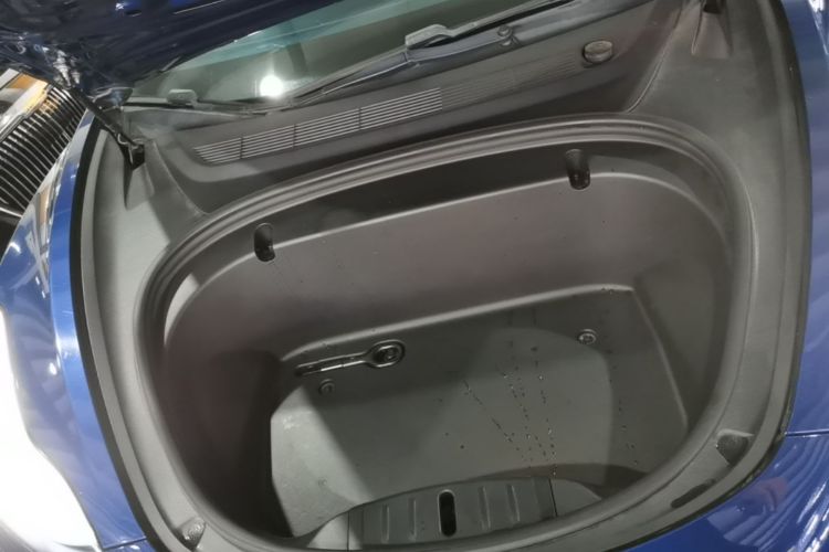 Tesla Model 3 2020 car image #20