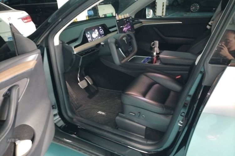 Tesla Model Y 2022 #18 Tesla Model Y 2022 car image #18
