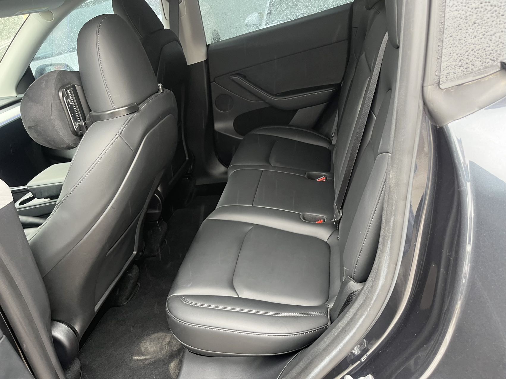 Tesla Model Y 2024 car image #4