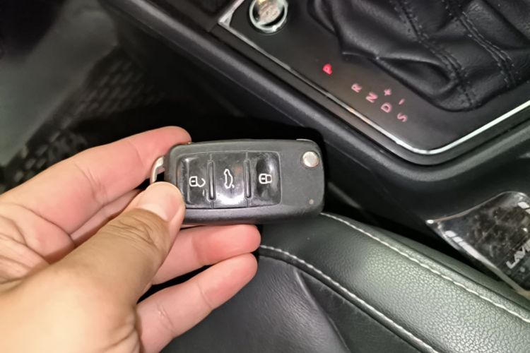 Volkswagen Lavida 2017 car image #9