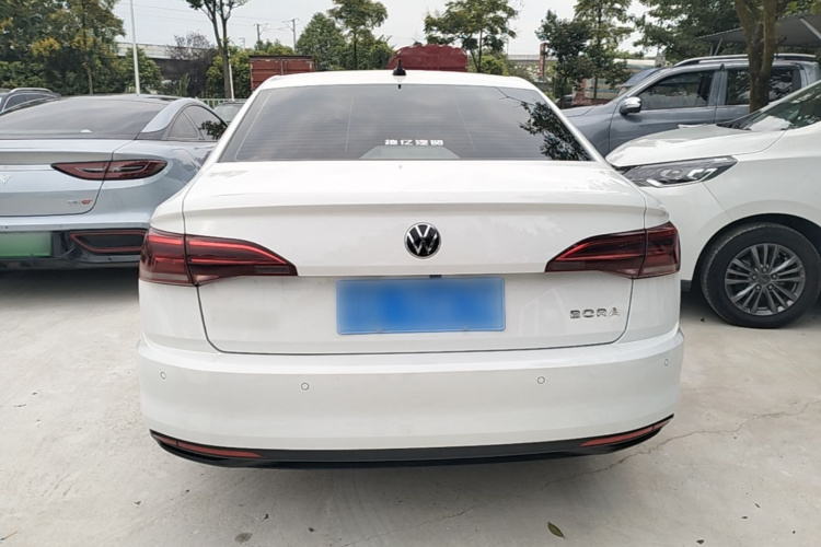 Volkswagen Bora 2023 car image #6