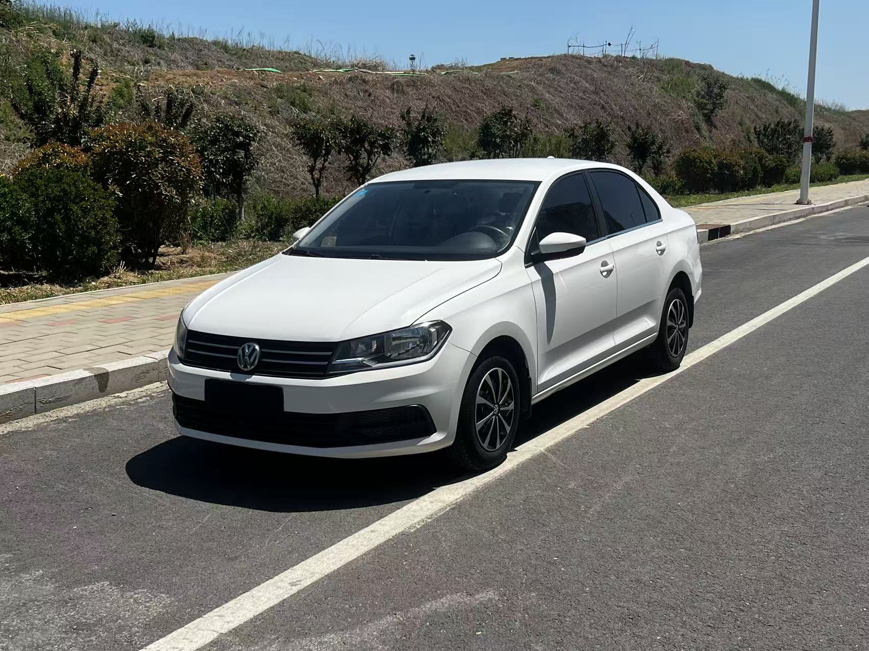 Volkswagen Santana 2019 image de voiture 
