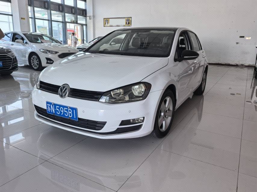 Volkswagen Golf 2017 Volkswagen Golf 2017 car image