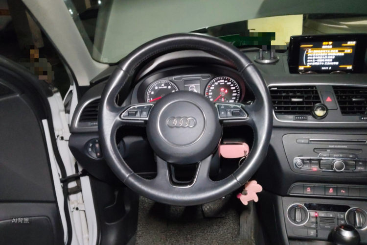 Audi Q3 2017 immagine di auto #12