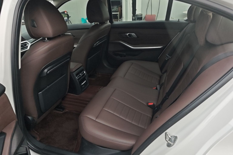 BMW 3 Series 2020 #13 BMW 3 Series 2020 immagine di auto #13