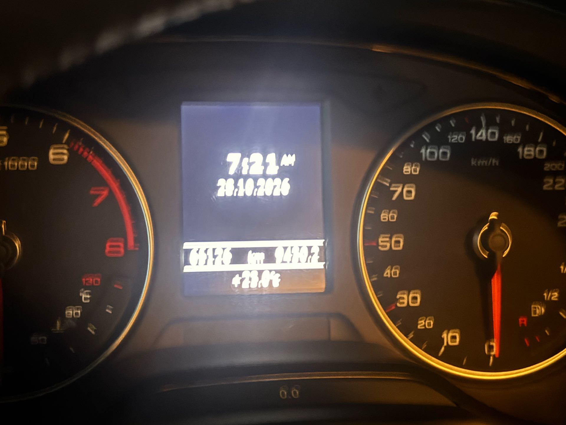 2019 immagine di auto #9