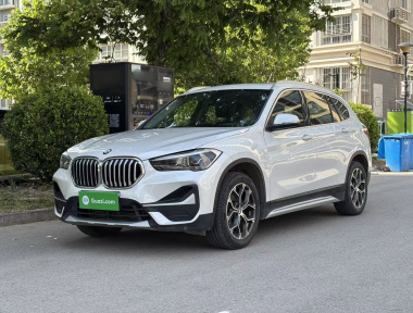 BMW X1 2020 BMW X1 2020 car image