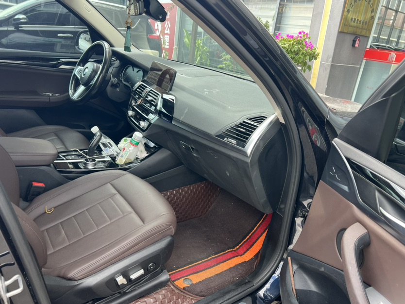 BMW X3 2019 #3 BMW X3 2019 car image #3