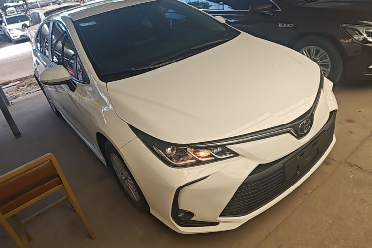 Toyota Corolla 2023 immagine di auto #4