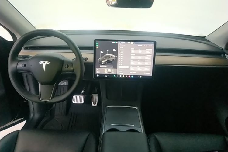 Tesla Model Y 2021 #10 Tesla Model Y 2021 car image #10