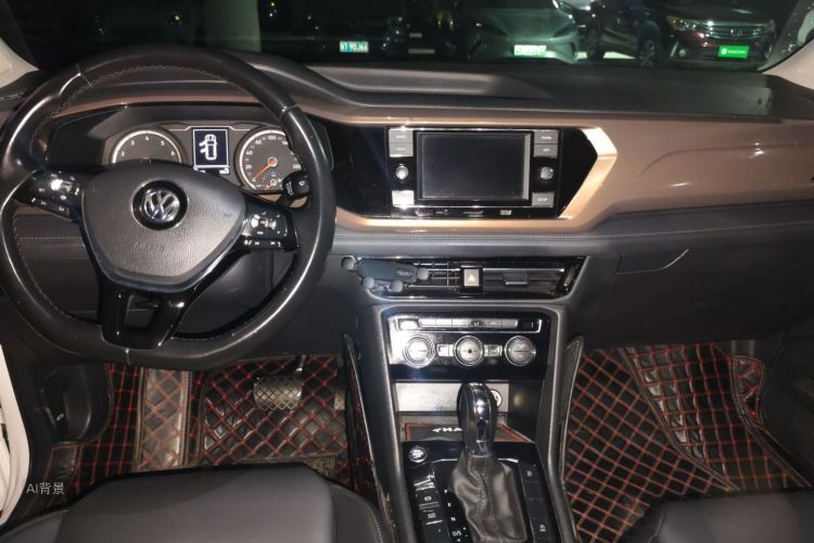 Volkswagen Tharu 2020 صورة سيارة #3