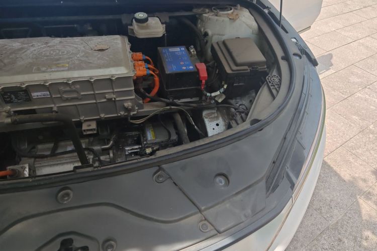 BYD Han 2023 car image #27