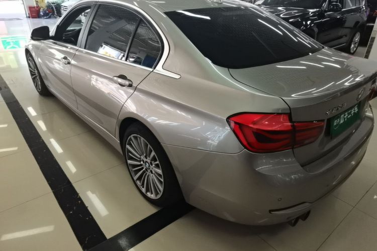 BMW 3 Series 2017 #5 BMW 3 Series 2017 car image #5