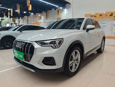 Audi Q3 2020 Audi Q3 2020 immagine di auto
