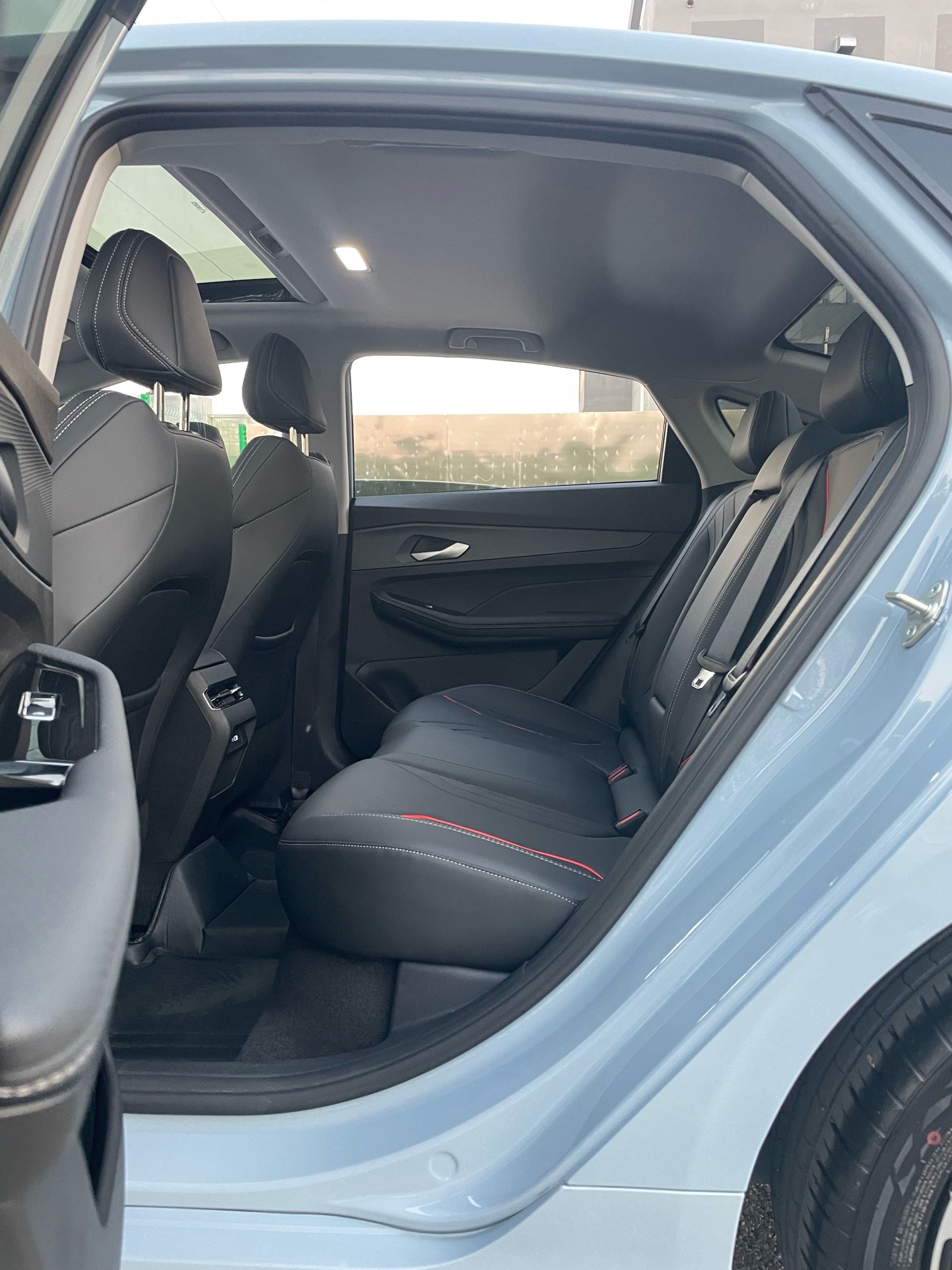 GEELY Binray 2025 #9 GEELY Binray 2025 immagine di auto #9