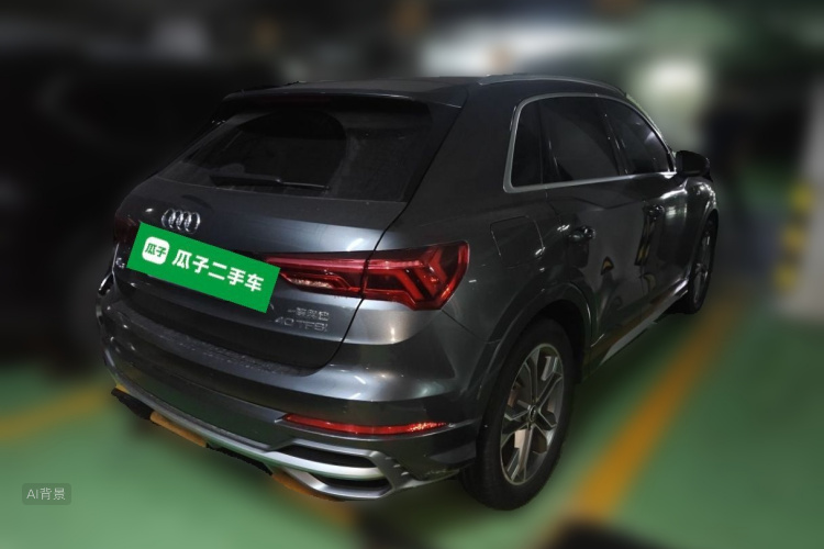 Audi Q3 2022 car image #7
