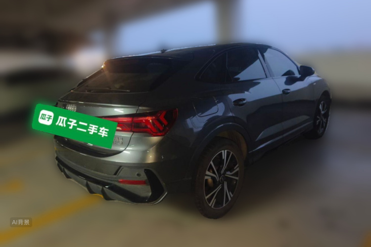 Audi Q3 2022 car image #7