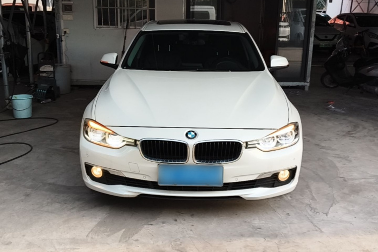 BMW 3 Series 2016 car image #3