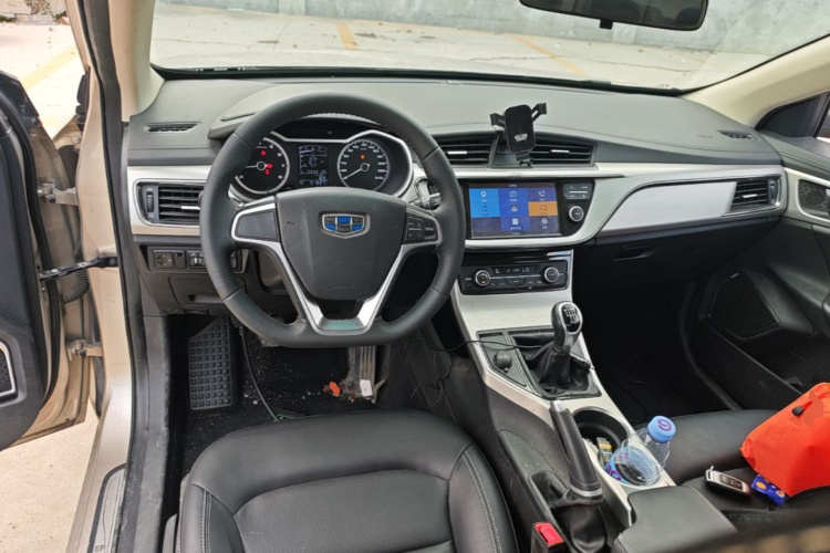GEELY Emgrand GL 2016 car image #11