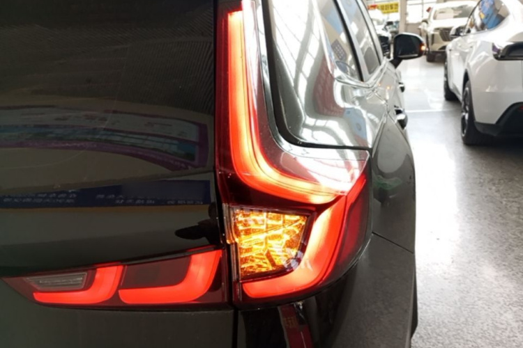Honda CR-V 2025 car image #8
