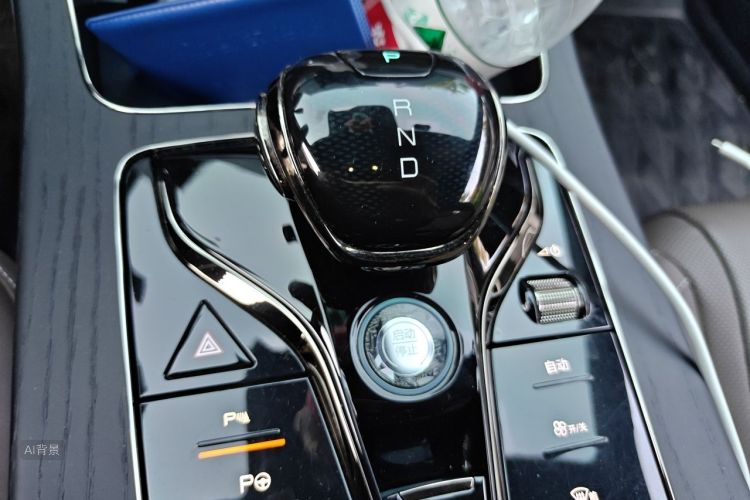 BYD Han 2022 car image #16