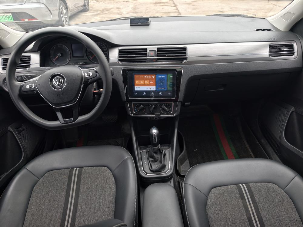 Volkswagen Santana 2021 car image #6