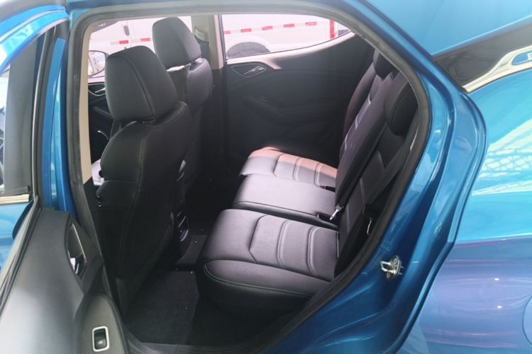 BYD Yuan New Energy 2018 #19 BYD Yuan New Energy 2018 car image #19