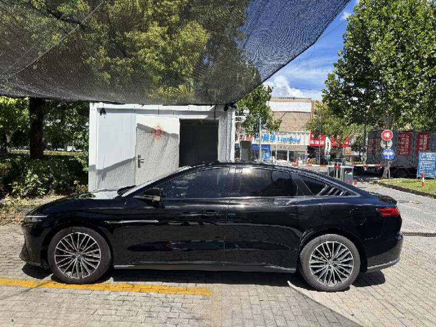 BYD Han 2022 car image #4