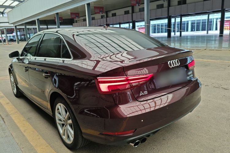 Audi A3 2018 car image #5