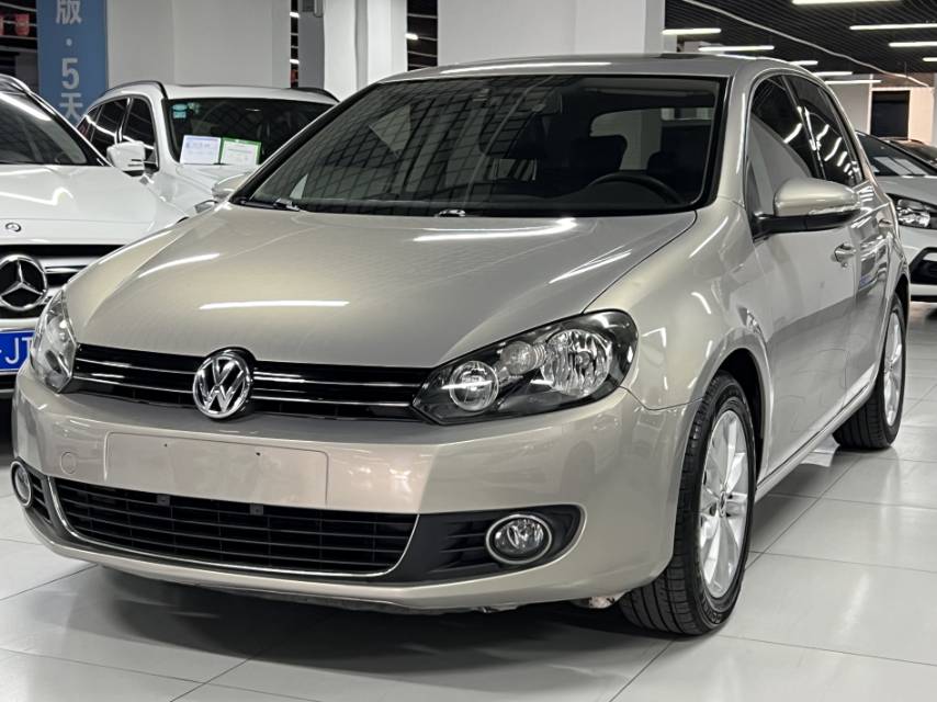 Volkswagen Golf 2013 Volkswagen Golf 2013 car image