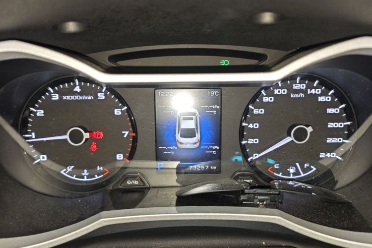 GEELY Emgrand GL 2019 #12 GEELY Emgrand GL 2019 صورة سيارة #12