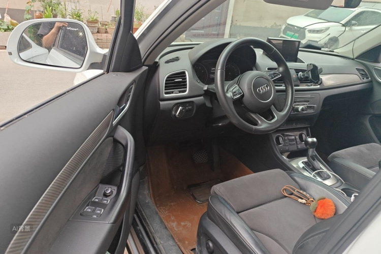 Audi Q3 2018 #18 Audi Q3 2018 car image #18