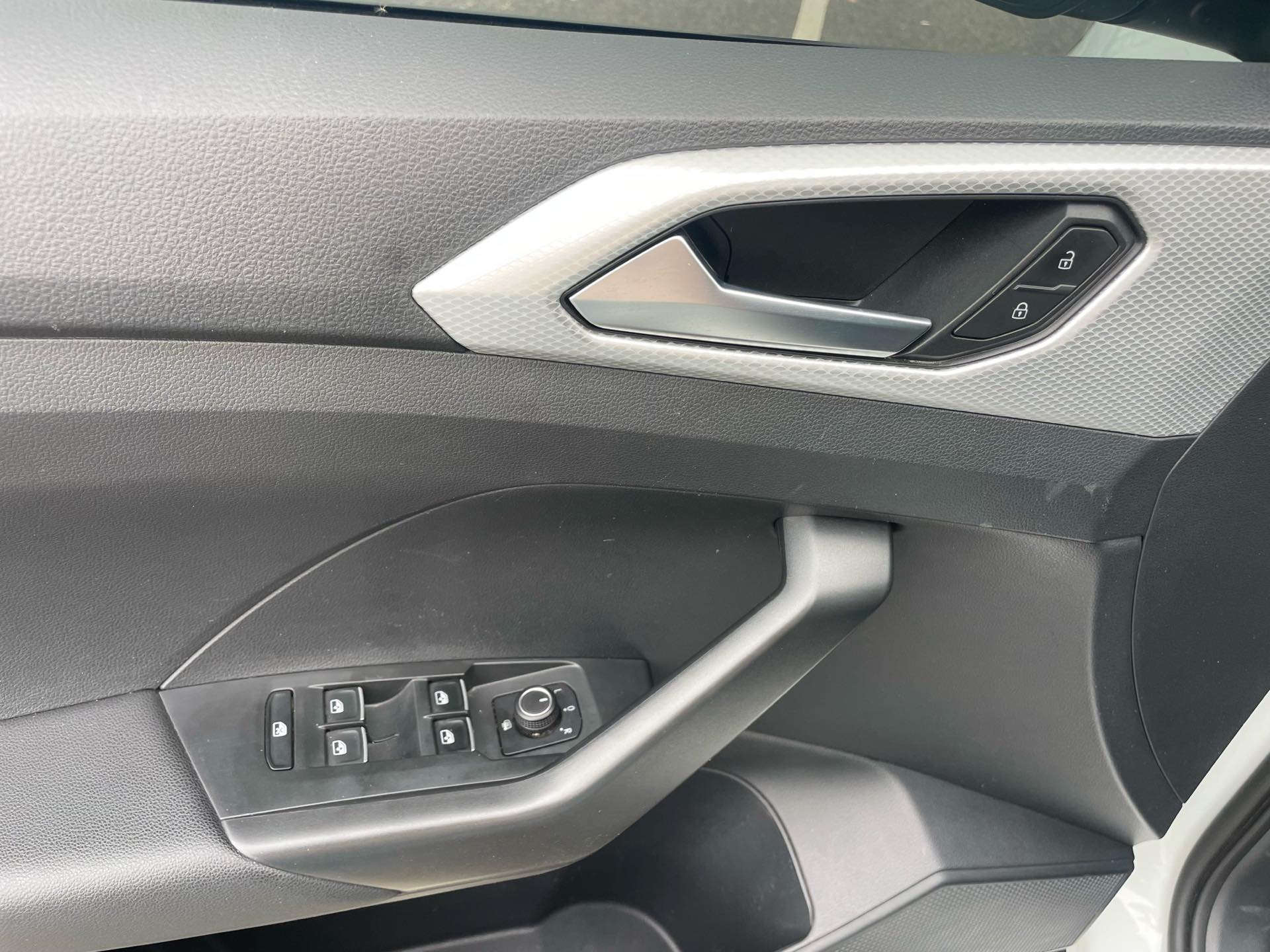 Volkswagen Tacqua 2023 car image #11