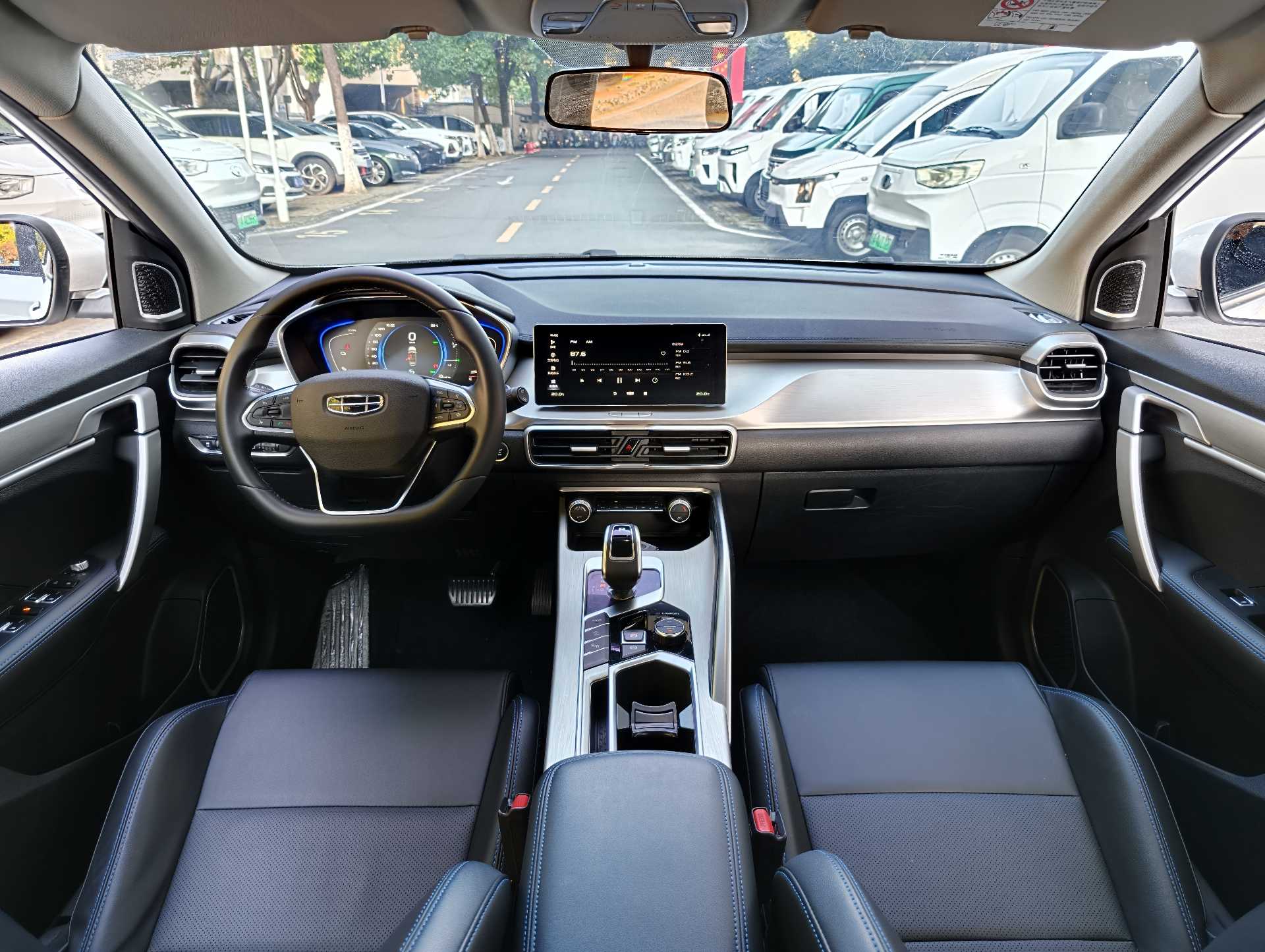GEELY Coolray New Energy 2021 #6 GEELY Coolray New Energy 2021 car image #6