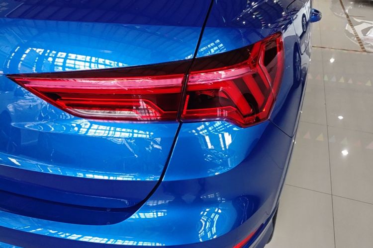 Audi Q3 2020 #8 Audi Q3 2020 car image #8