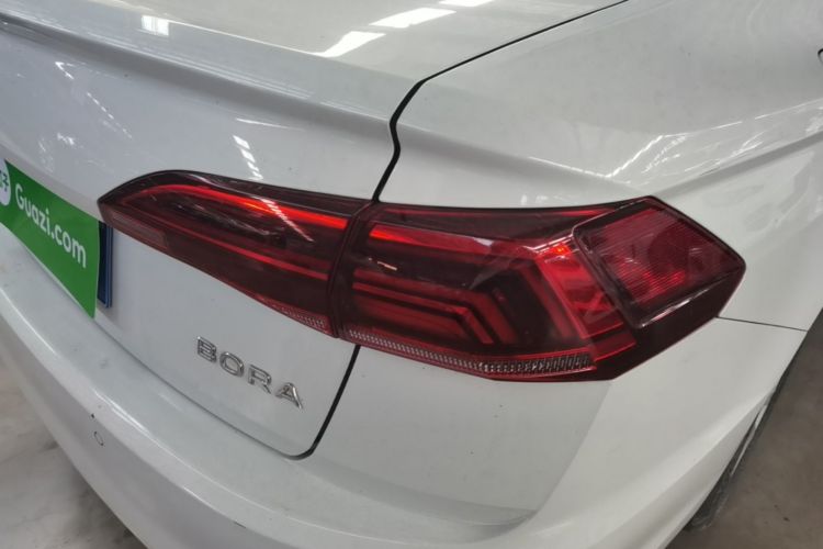 Volkswagen Bora 2022 car image #8