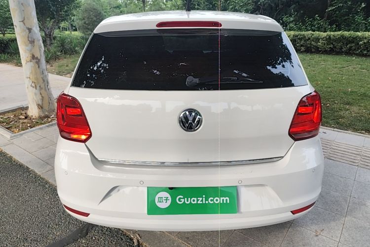 Volkswagen Polo 2017 car image #6