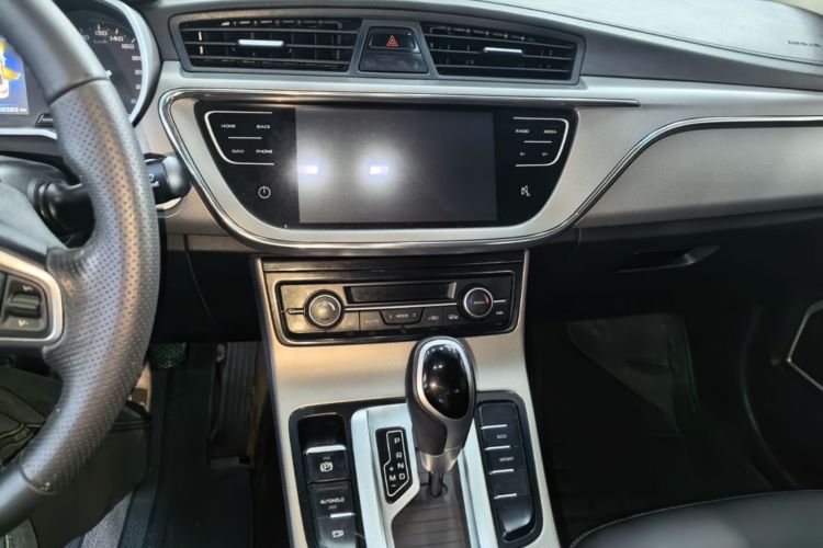 GEELY Emgrand GL 2017 car image #10