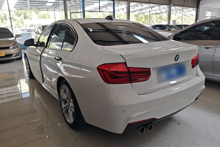 BMW 3 Series 2019 #5 BMW 3 Series 2019 car image #5
