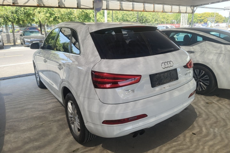 Audi Q3 2015 #5 Audi Q3 2015 car image #5