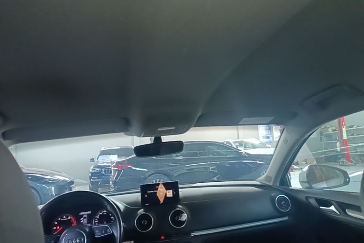Audi A3 2018 car image #20